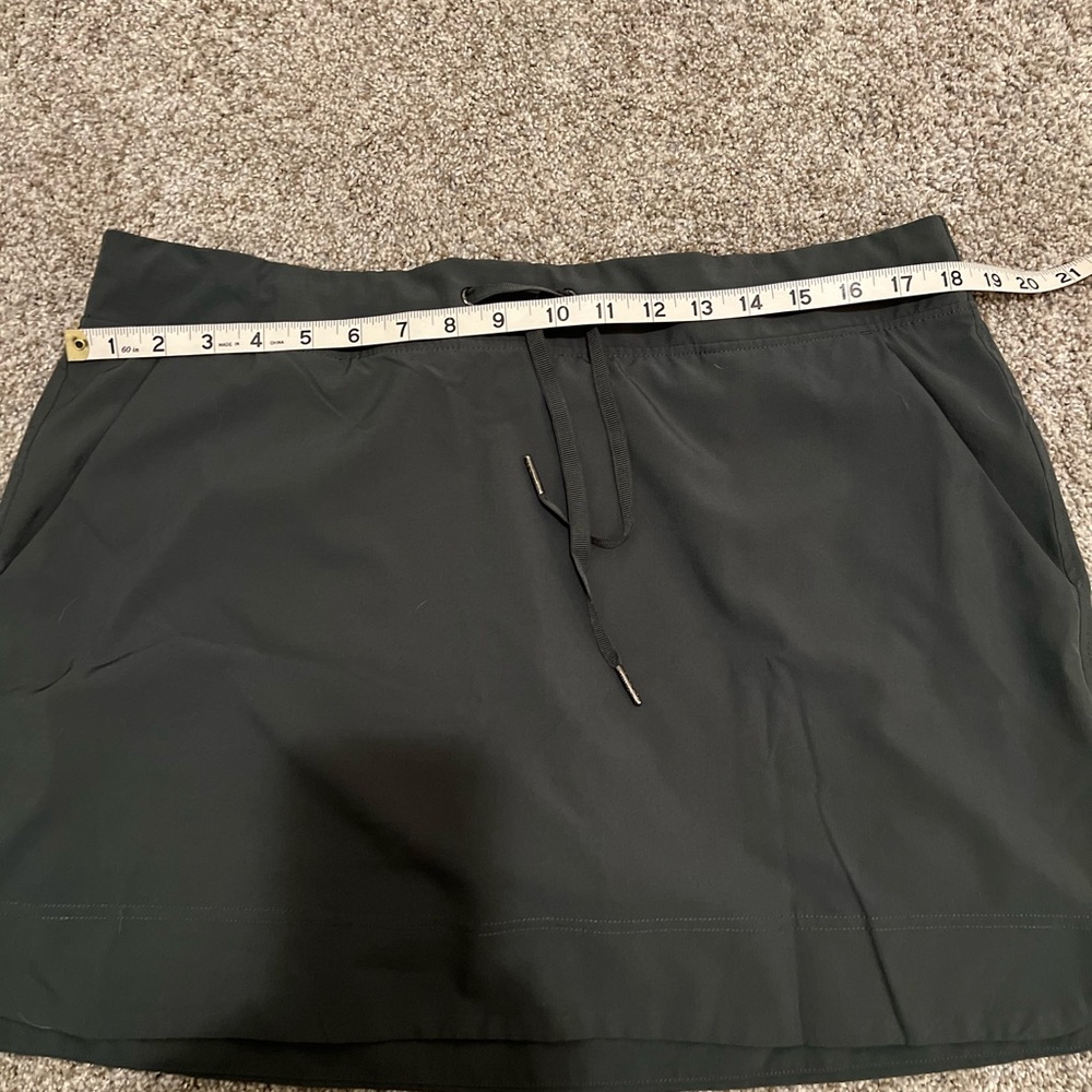 GAIAM Olive Green Athletic Skort (built in shorts) - Picture 3 of 5